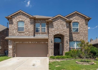 2813 Saddle Creek Drive - Photo 1