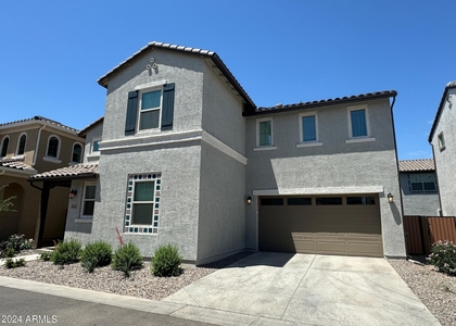 644 S Heron Lane - Photo 1