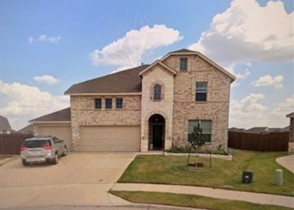 3120 Riddler Way - Photo 1