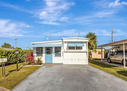14556 Glenview Drive - Photo 1