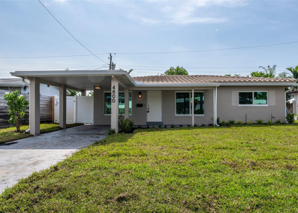 4800 Ne 4th Avenue - Photo 1