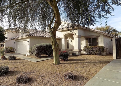 1110 W Raven Drive - Photo 1