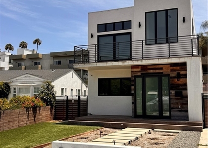 11230 Pickford - Photo 1