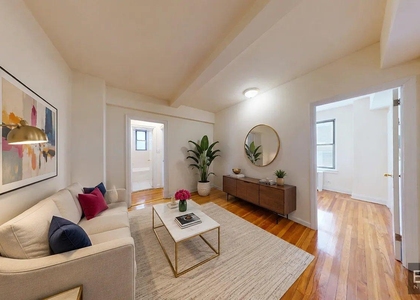 301 East 38th Street - Photo 1