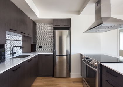 101 E 10th Street - Photo 1