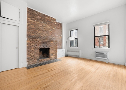 341 W 19th Street - Photo 1