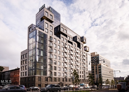 260 Gold Street - Photo 1