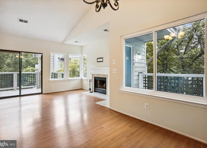 11719 Summerchase Circle - Photo 1