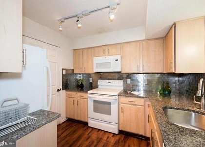 1519 Lincoln Way - Photo 1