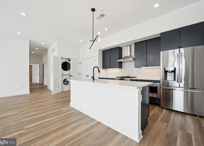 2636 E York St - Photo 1