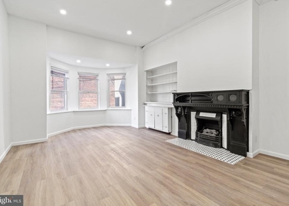 1602 S Broad Street - Photo 1