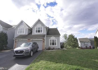 2041 Greenes Way Circle - Photo 1