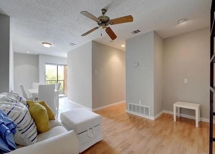 2409 Leon St - Photo 1