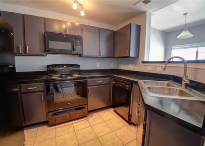 2320 Gracy Farms Ln - Photo 1