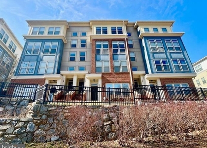 140 Copley Circle - Photo 1