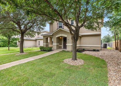 5705 Viewpoint Dr - Photo 1
