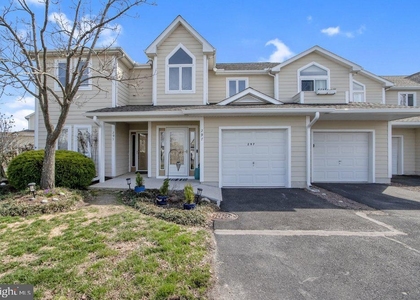 297 Lakeside Drive - Photo 1