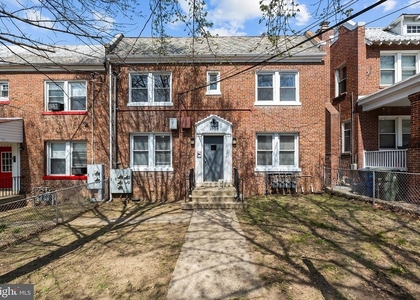 1508 V Street Se - Photo 1
