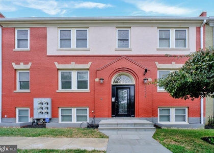 1239 Simms Place Ne - Photo 1