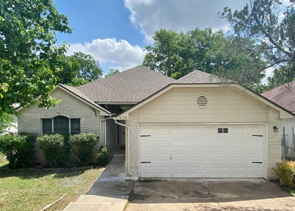 5710 Lark Creek Dr - Photo 1