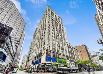 8 W Monroe Street - Photo 1