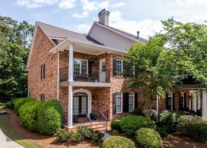 2537 Oglethorpe Circle Ne - Photo 1