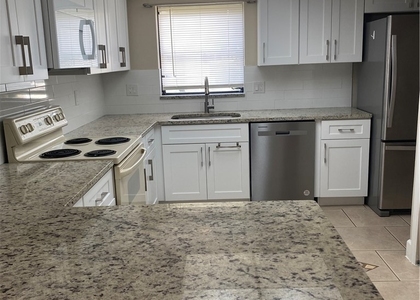 15370 Transit Court - Photo 1