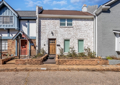 1223 Saxony Lane - Photo 1
