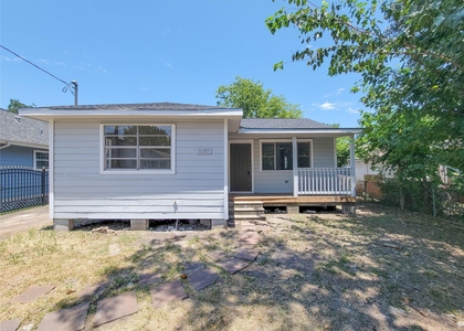 5217 Hershe - Photo 1