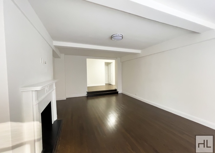 Fifth Avenue - Photo 1
