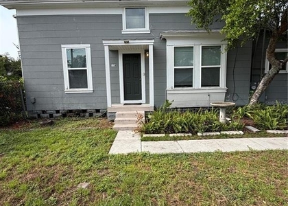 118 N Beaumont Avenue - Photo 1