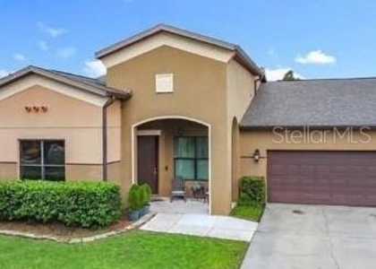 911 La Terraza Lane - Photo 1
