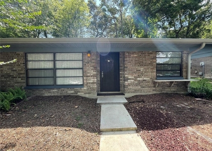 4524 Sw 46th Drive - Photo 1