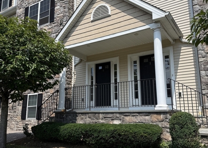 1707 Summer Street - Photo 1