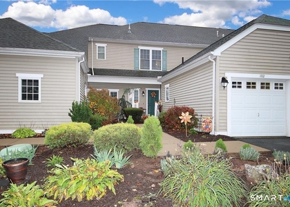 39 Ives Street - Photo 1
