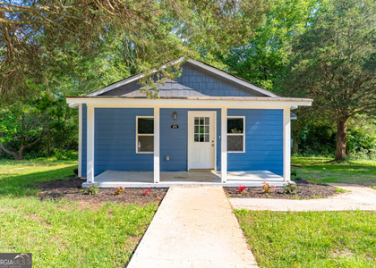 808 Davis Street - Photo 1