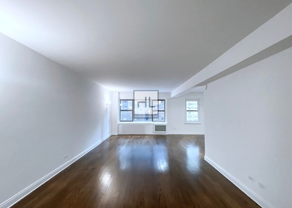 East 57th Street - Photo 1
