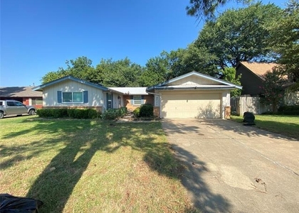 2711 Olympia Drive - Photo 1