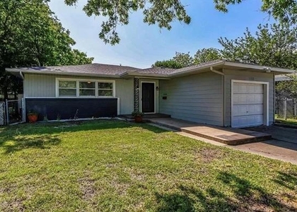 1508 N Highland Avenue - Photo 1