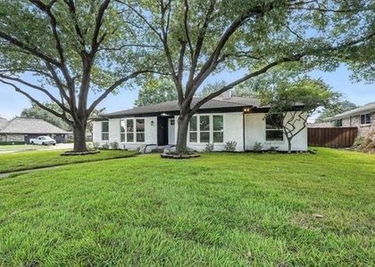 4303 Blackheath Road - Photo 1