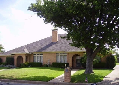 7218 Fuller Circle - Photo 1