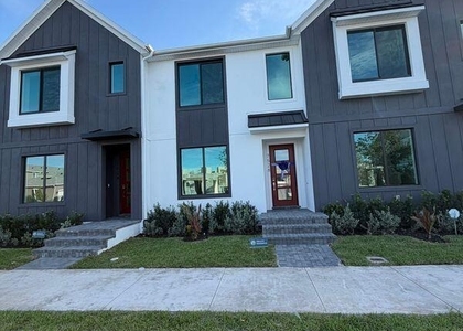 7528 Sw Hosford Street - Photo 1