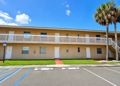 918 Twin Lakes Drive - Photo 1