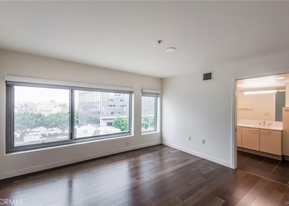 901 S Flower Street - Photo 1