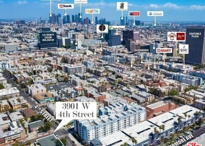 3901 W 4th Street - Photo 1