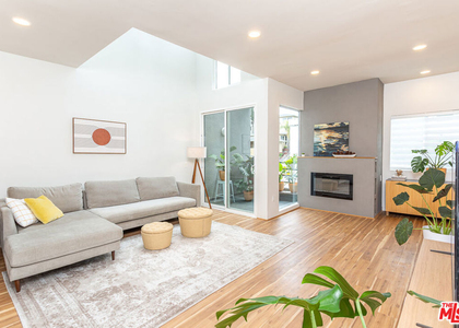1617 S Beverly Glen Boulevard - Photo 1