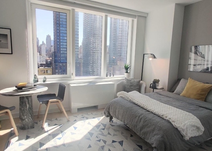 West 38th Street - Photo 1