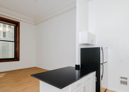 71 Broadway - Photo 1