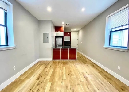 1020 Park Place - Photo 1