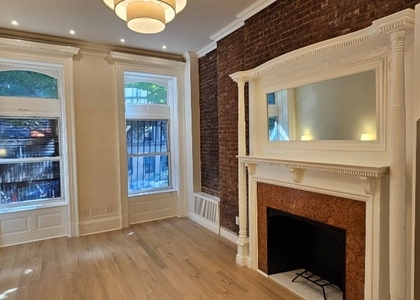 169 W 76th Street - Photo 1